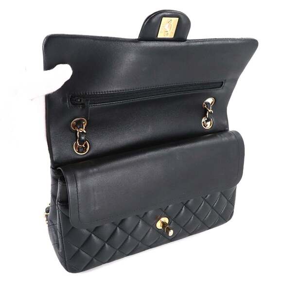 CHANEL Matelasse 25 Chain Shoulder Handbag in Black Lambskin with Gold Hardwa... - Picture 7 of 10